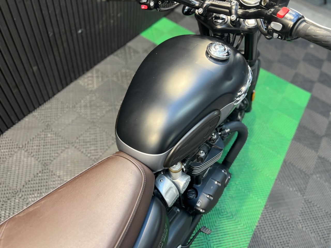 Used Triumph Bonneville T120 for sale - 78434994: Photo 16