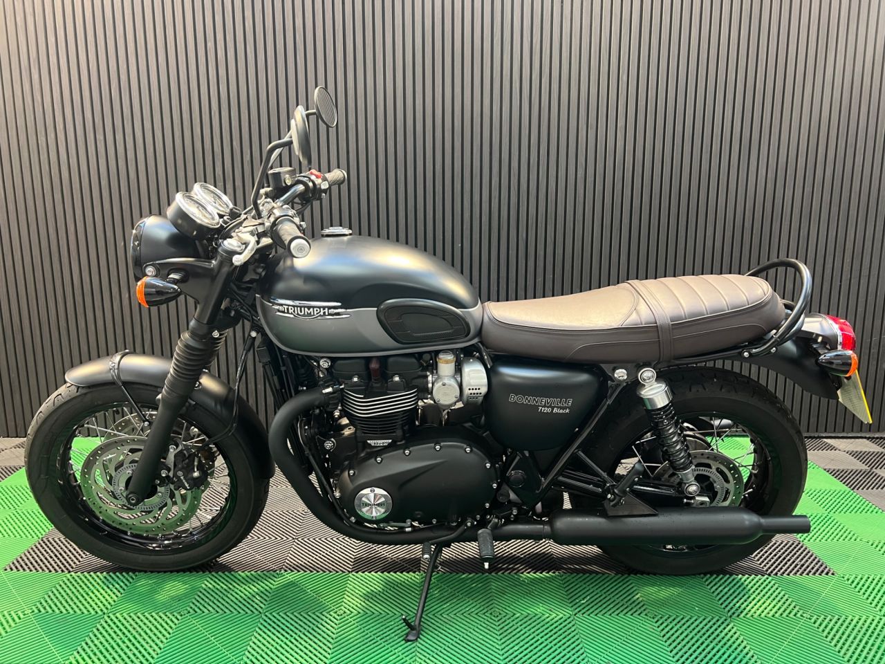 Used Triumph Bonneville T120 for sale - 78434994: Photo 7