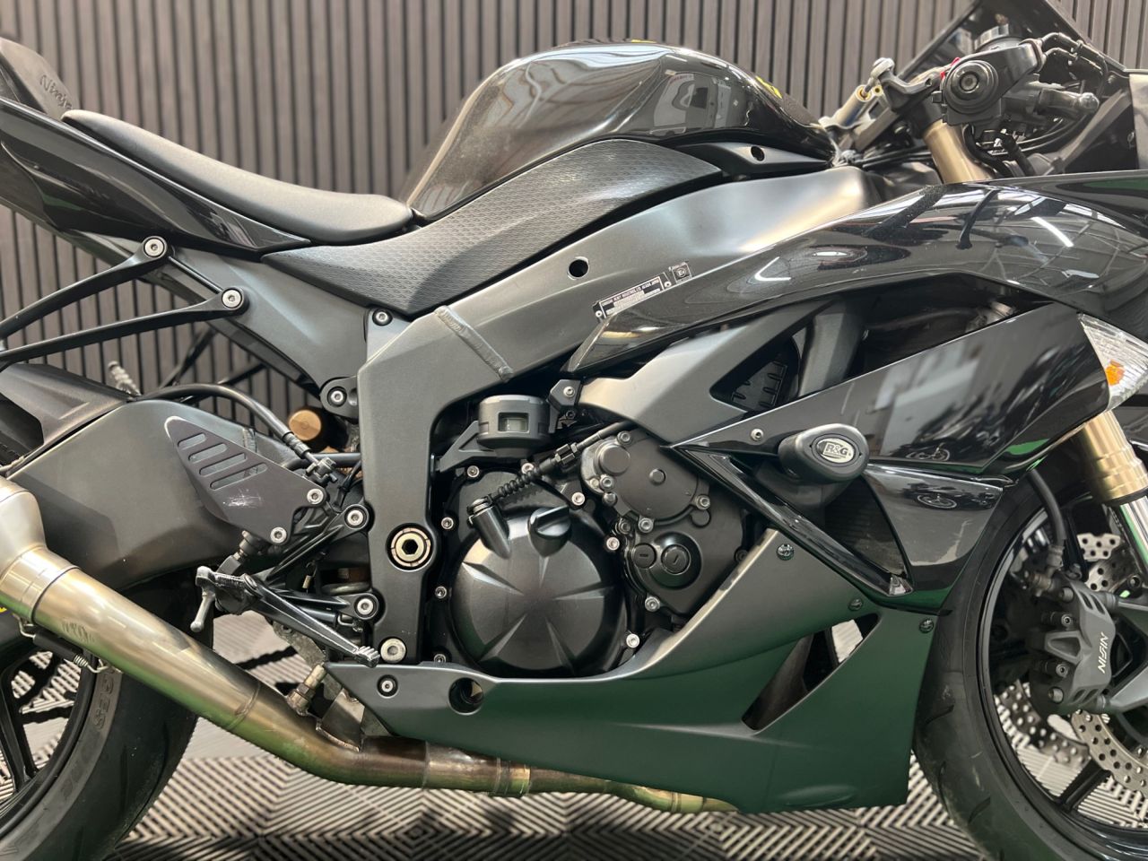 Used Kawasaki ZZR600 for sale - 78435187: Photo 13