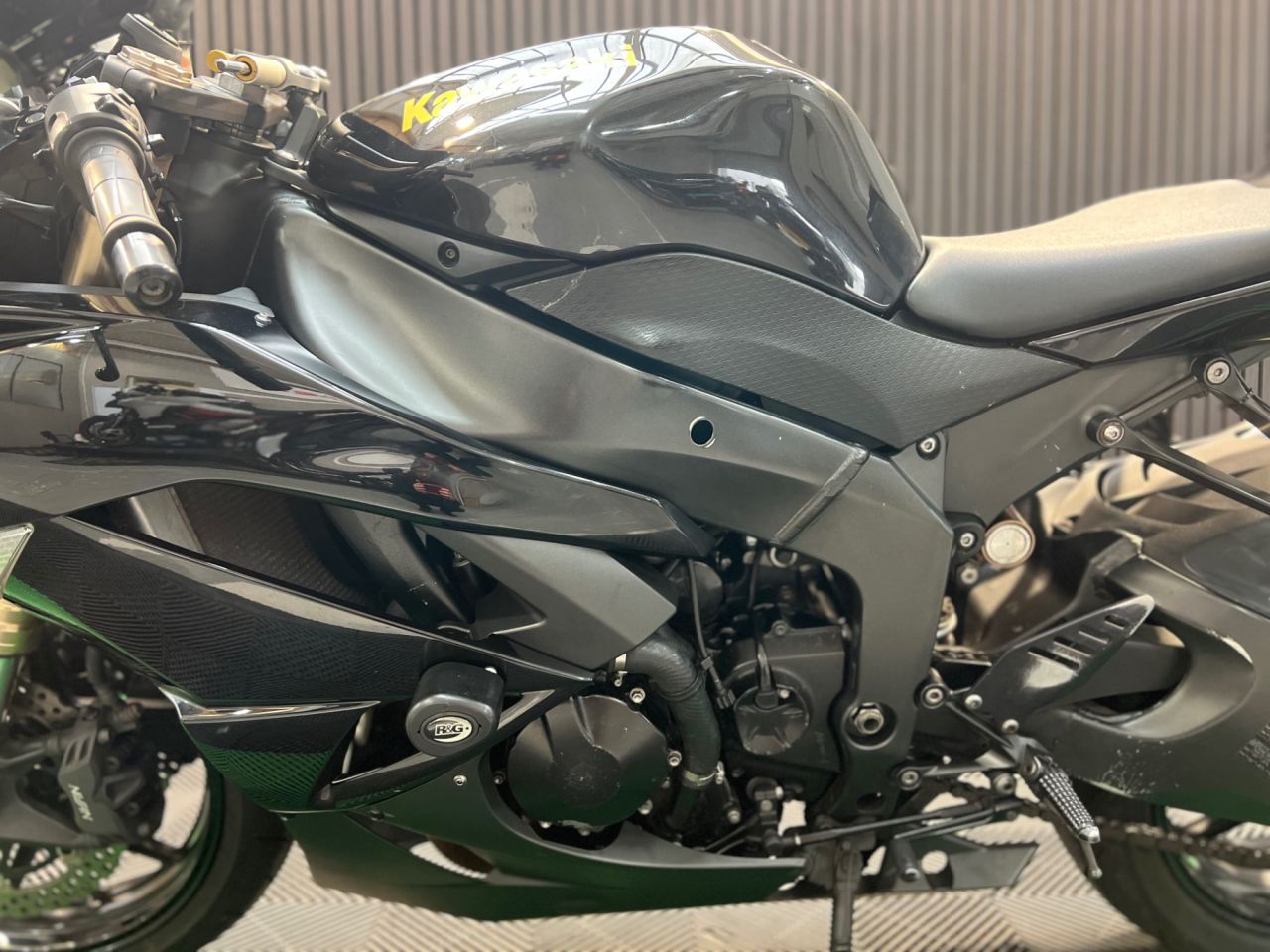 Used Kawasaki ZZR600 for sale - 78435187: Photo 19