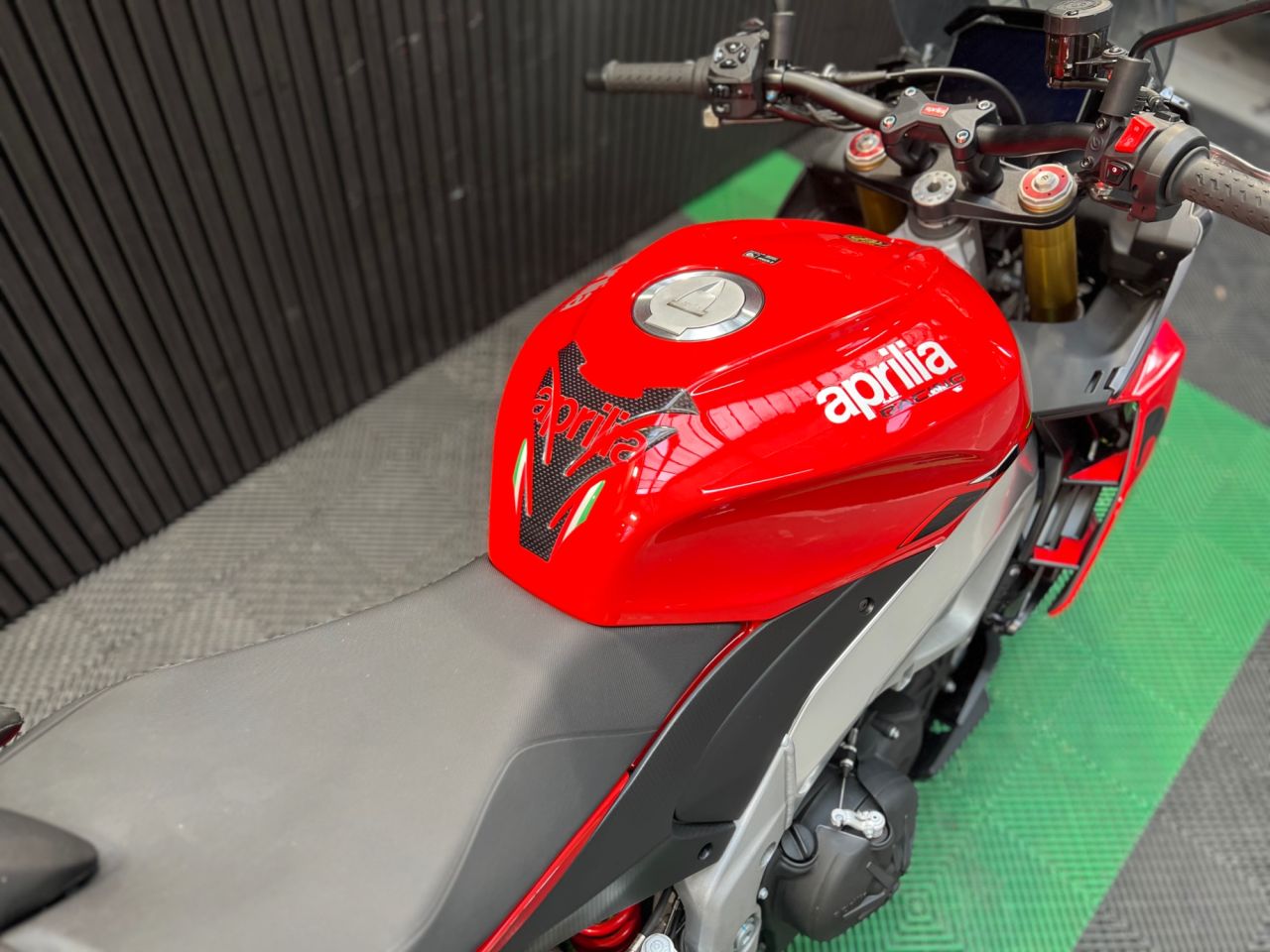 Used Aprilia Tuono 1100 V4 for sale - 78434769: Photo 16