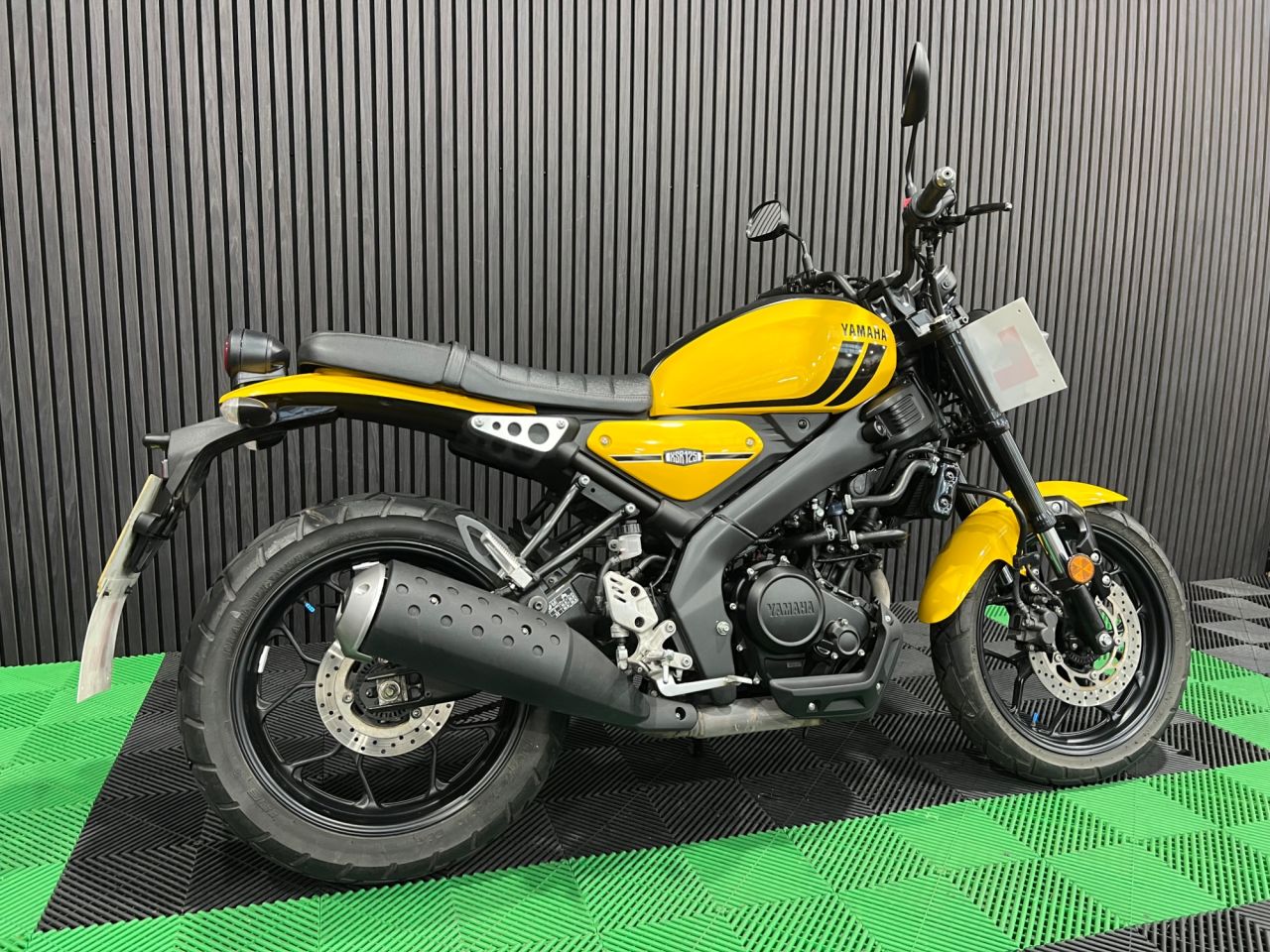 Used Yamaha XSR125 for sale - 78434721: Photo 4