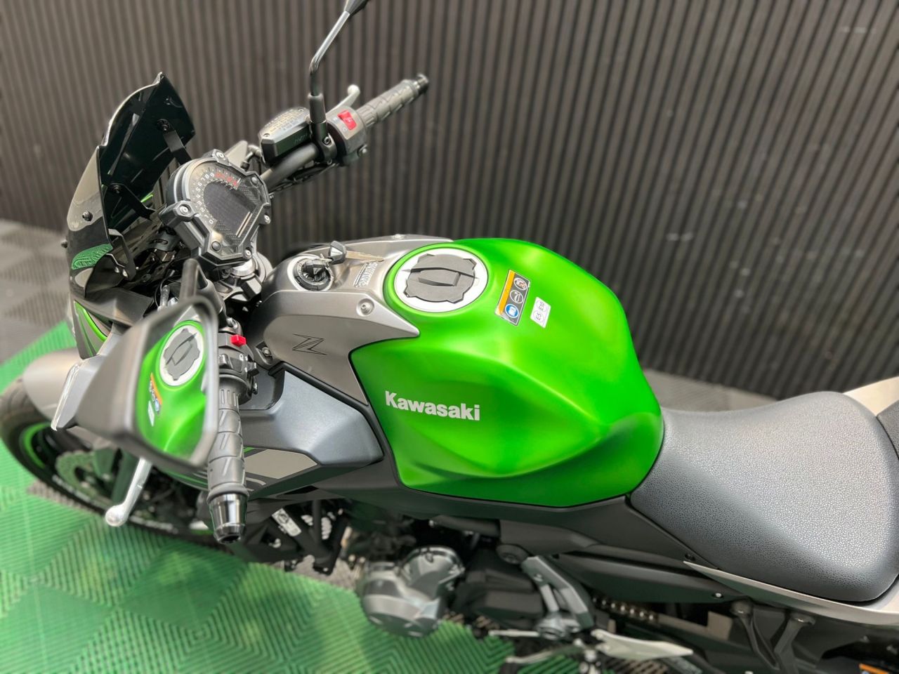 Used Kawasaki Z650 for sale - 78736894: Photo 12