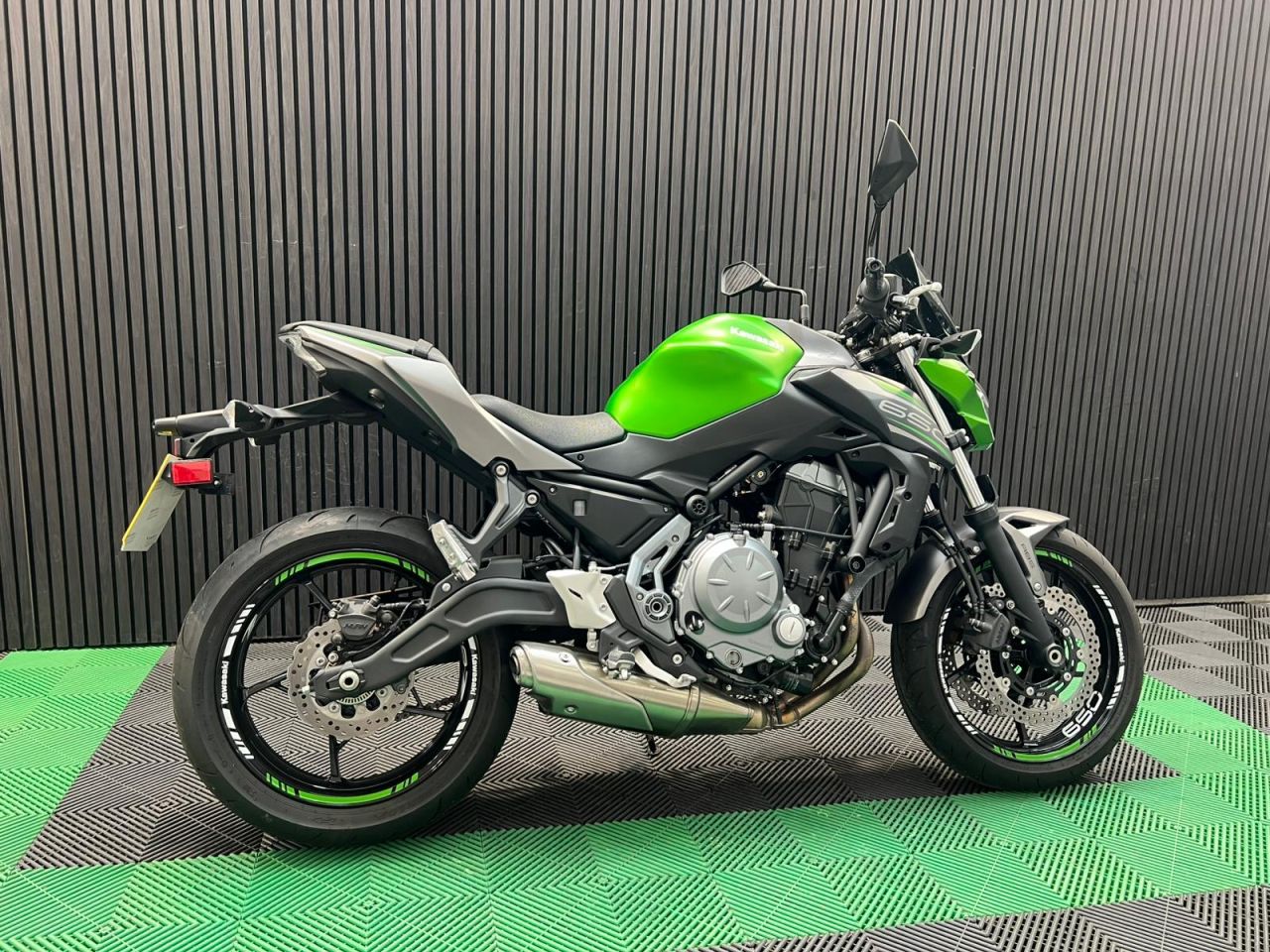 Used Kawasaki Z650 for sale - 78736894: Photo 4