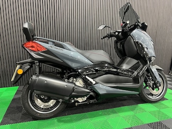 Used Yamaha XMAX 300 undefined for sale - bike-78434391: Photo