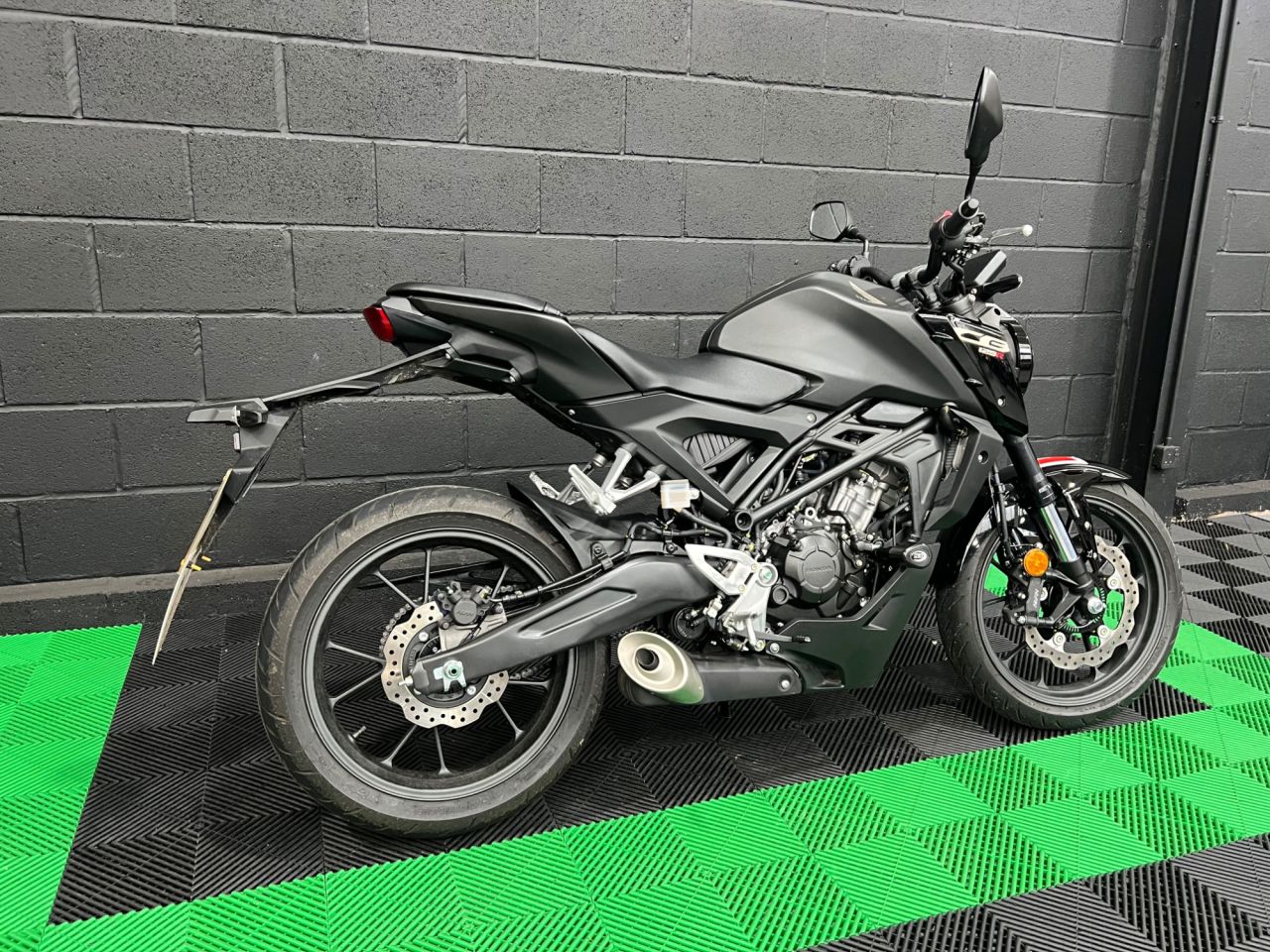Used Honda CB125R for sale - 78434532: Photo 4