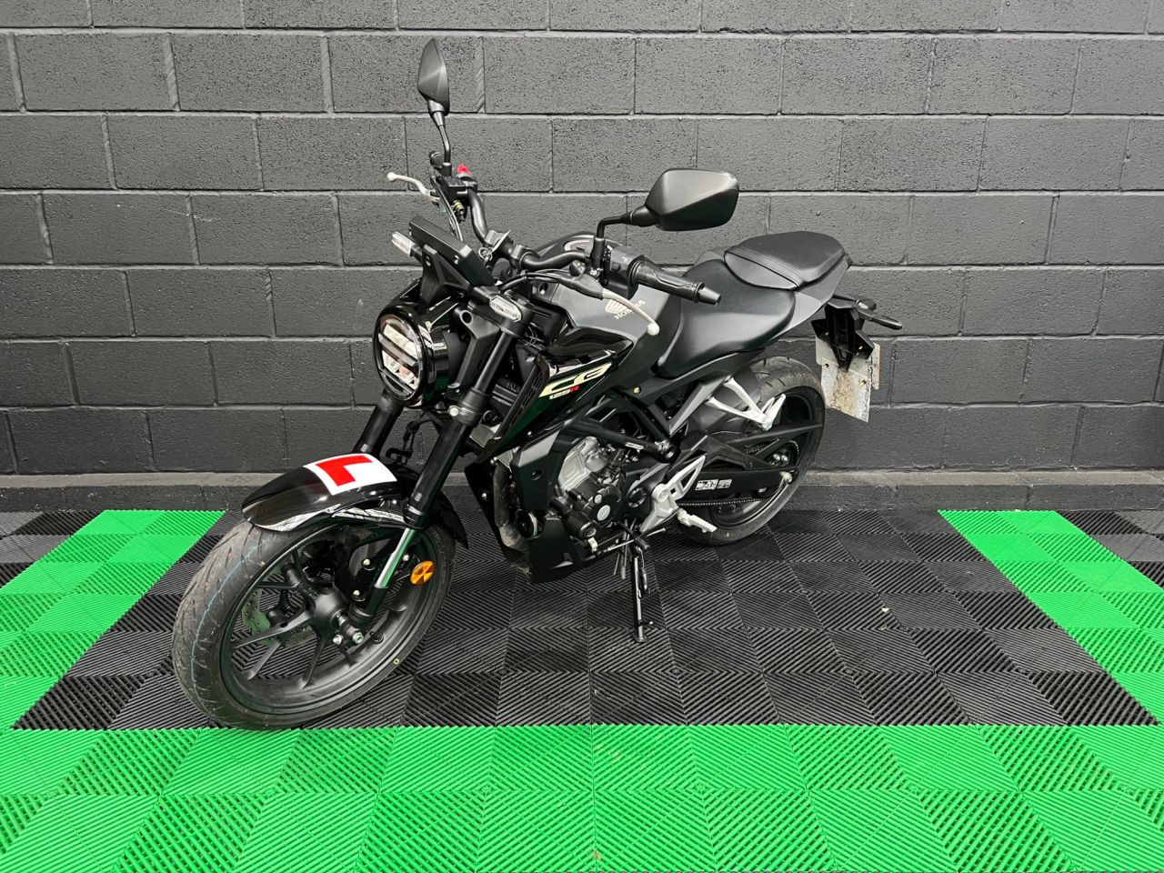 Used Honda CB125R for sale - 78434532: Photo 9