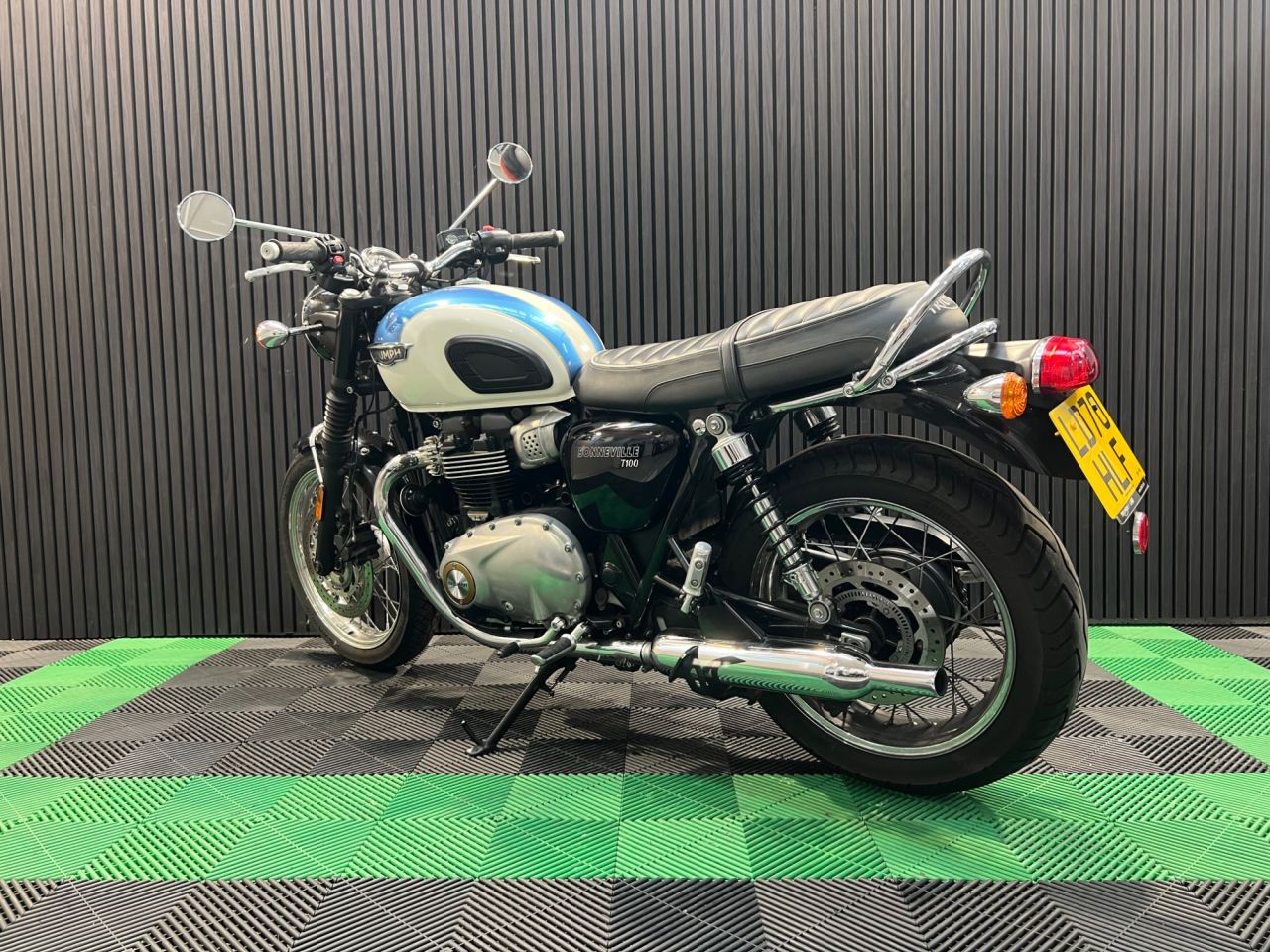 Used Triumph Bonneville T100 for sale - 78435202: Photo 10