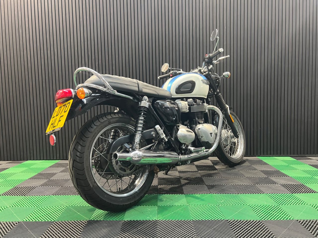Used Triumph Bonneville T100 for sale - 78435202: Photo 11
