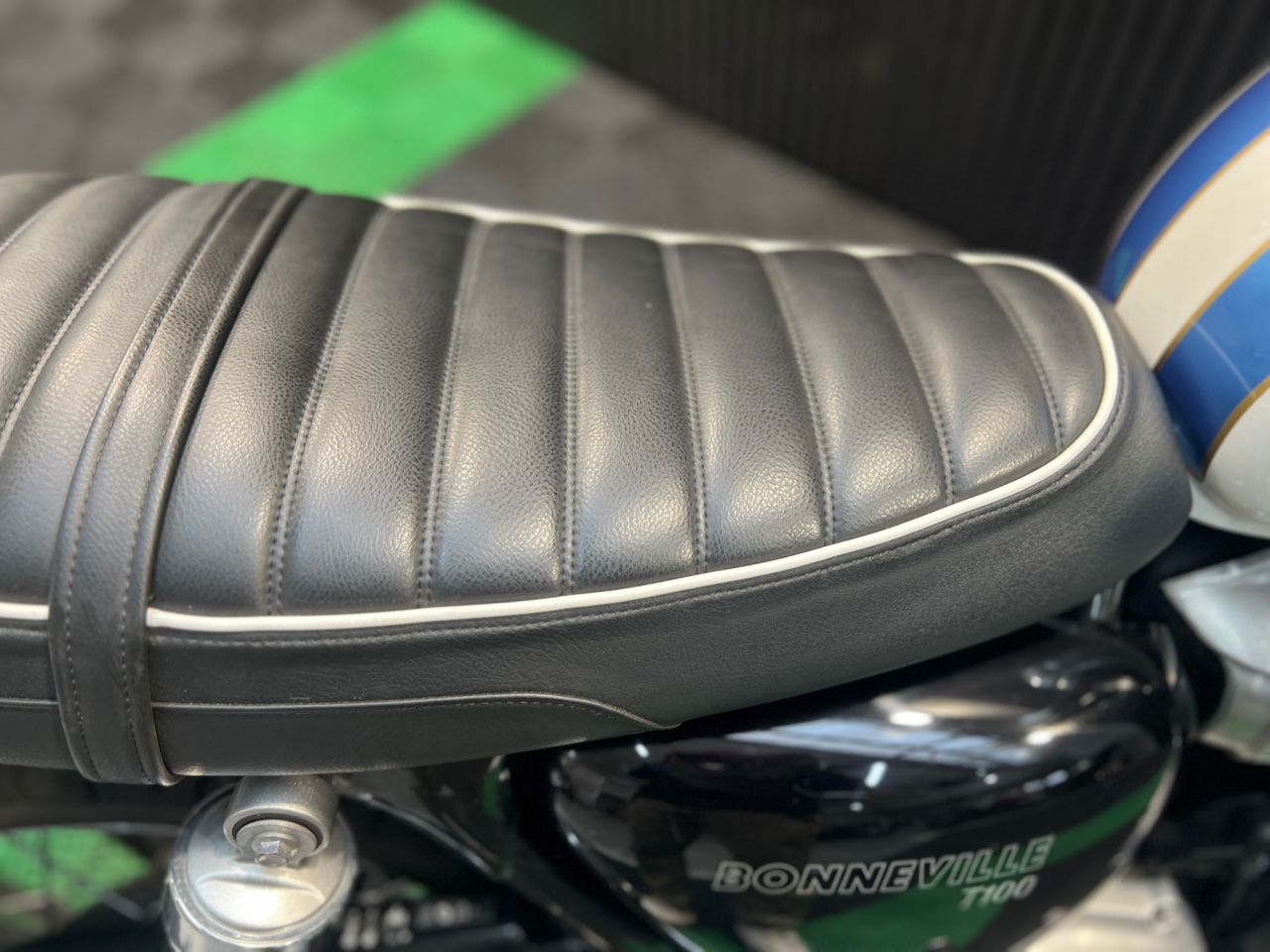 Used Triumph Bonneville T100 for sale - 78435202: Photo 17