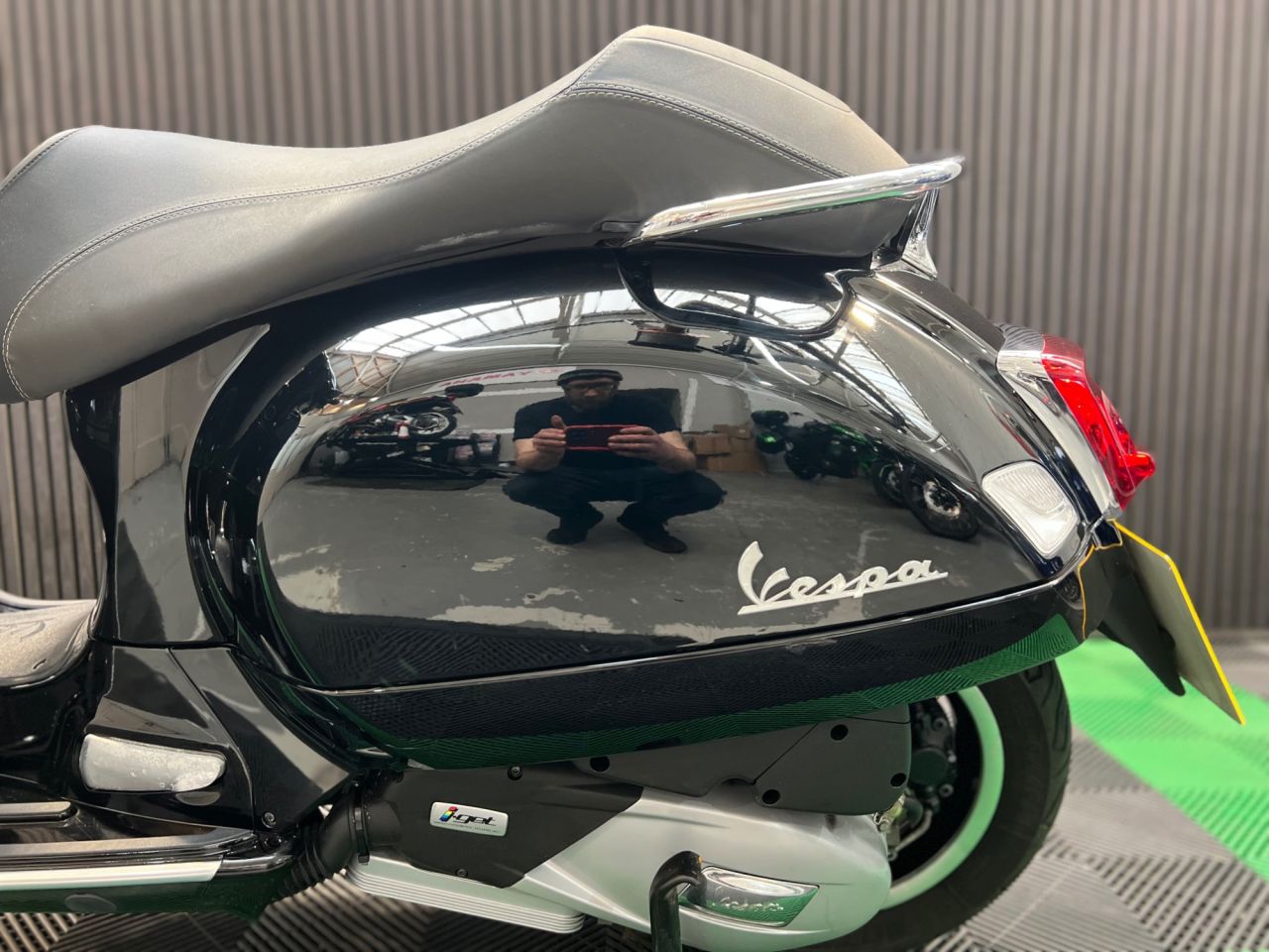 Used Piaggio Vespa GTS for sale - 78435596: Photo 20