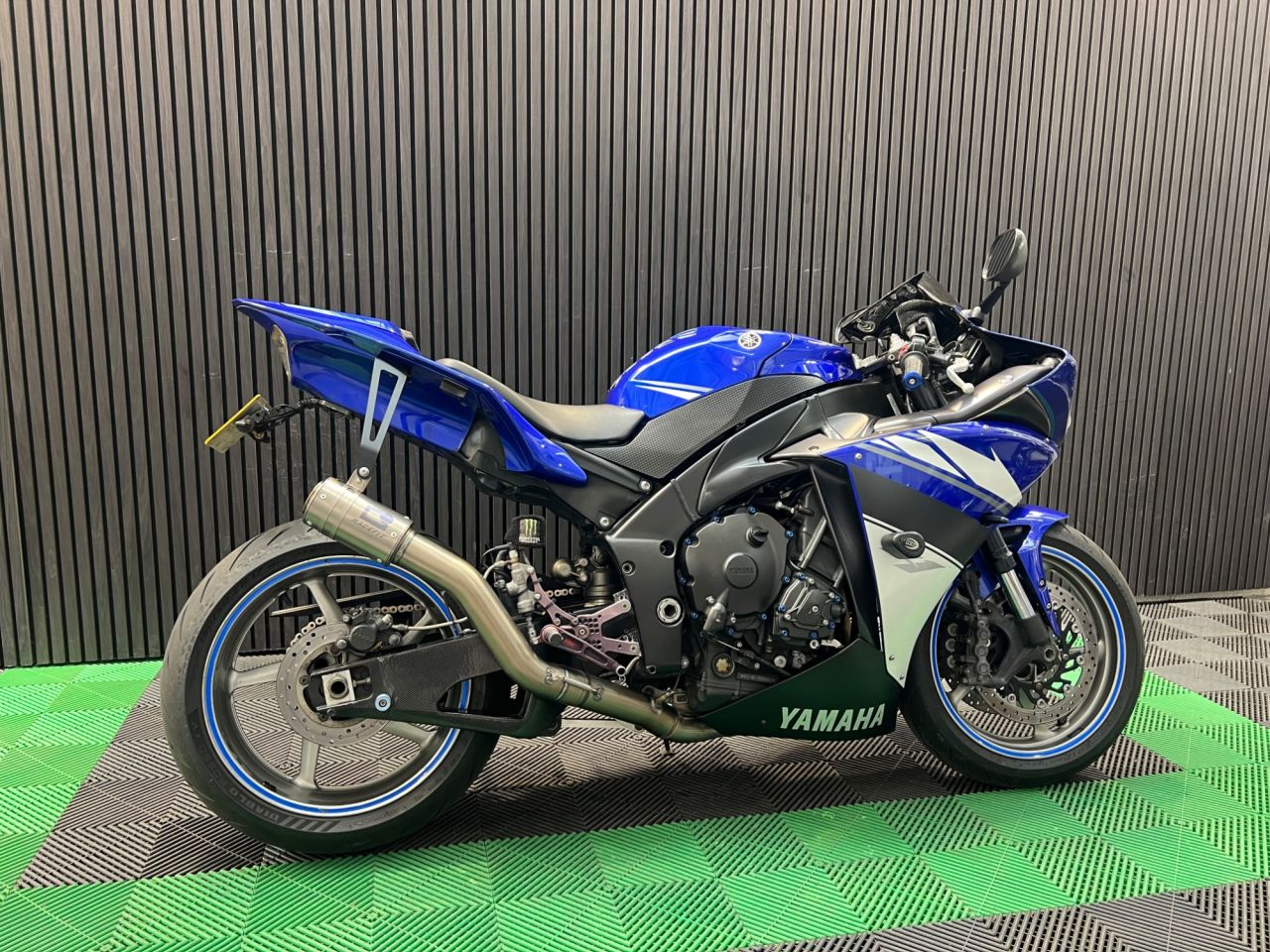 Used Yamaha R1 for sale - 78693577: Photo 4