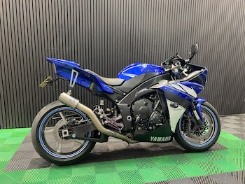 Used Yamaha R1 undefined for sale - bike-78693577: Photo