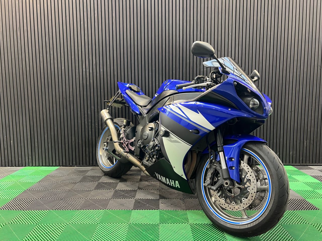 Used Yamaha R1 for sale - 78693577: Photo 6