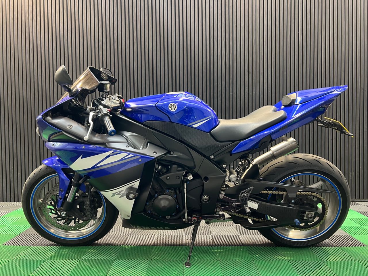 Used Yamaha R1 for sale - 78693577: Photo 7