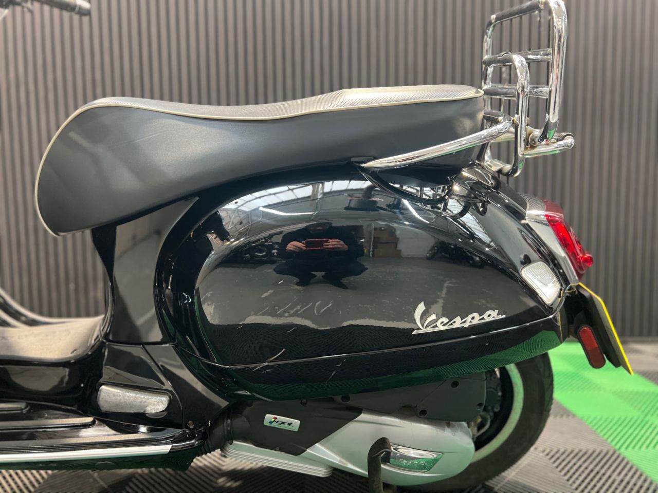 Used Piaggio Vespa GTS for sale - 78435334: Photo 20