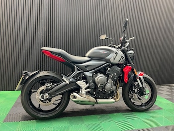 Used Triumph Trident undefined for sale - bike-78644338: Photo