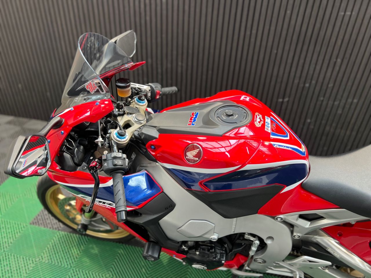 Used Honda CBR1000RR Fireblade for sale - 78640125: Photo 22