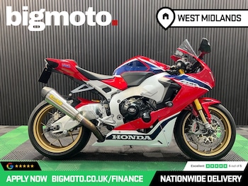 Used Honda CBR1000RR Fireblade undefined for sale - bike-78640125: Photo