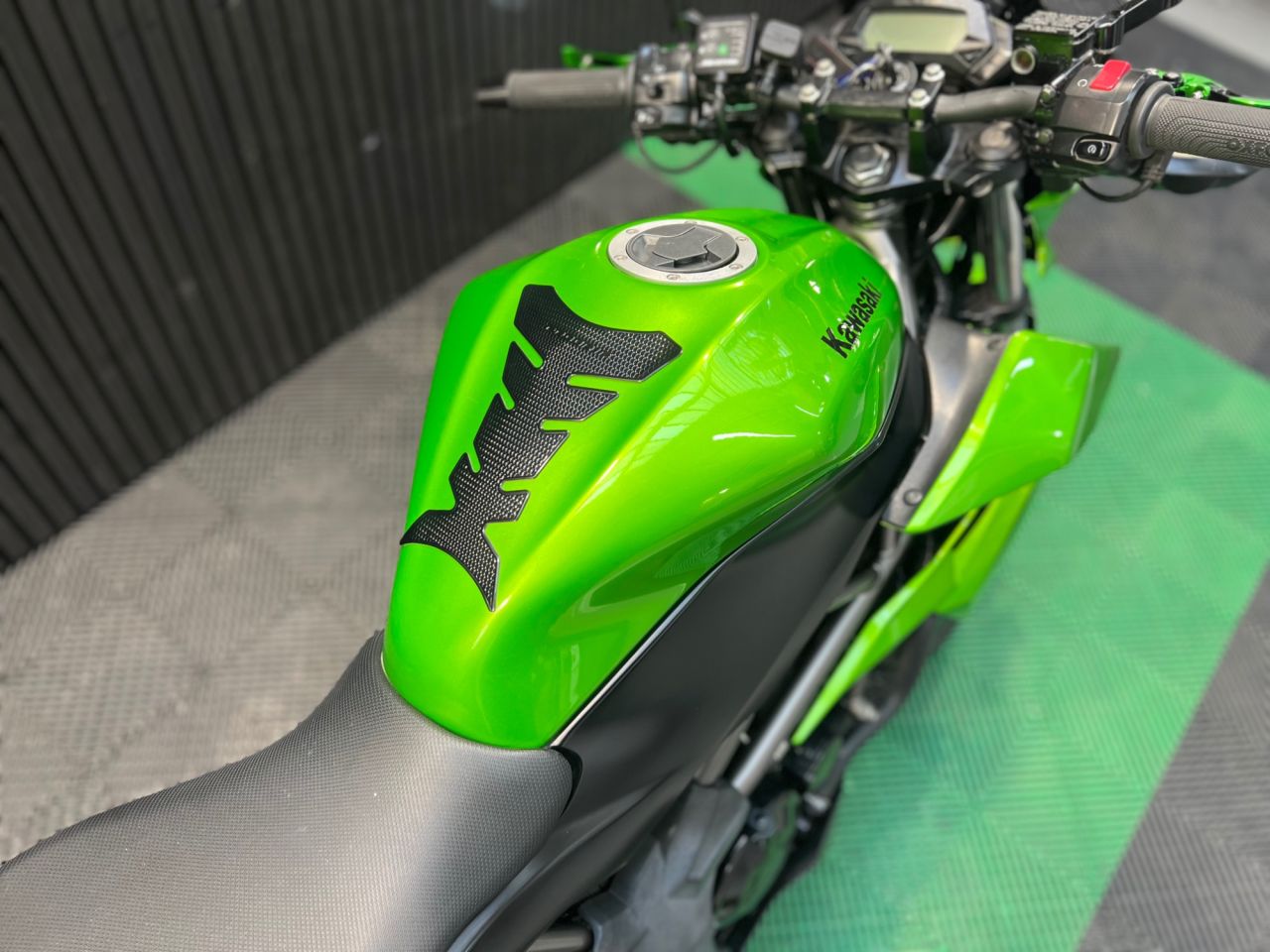 Used Kawasaki Z250 for sale - 78434700: Photo 16