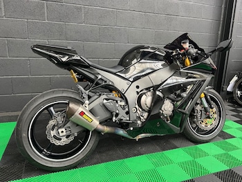 Used Kawasaki Ninja ZX-10R undefined for sale - bike-78435193: Photo