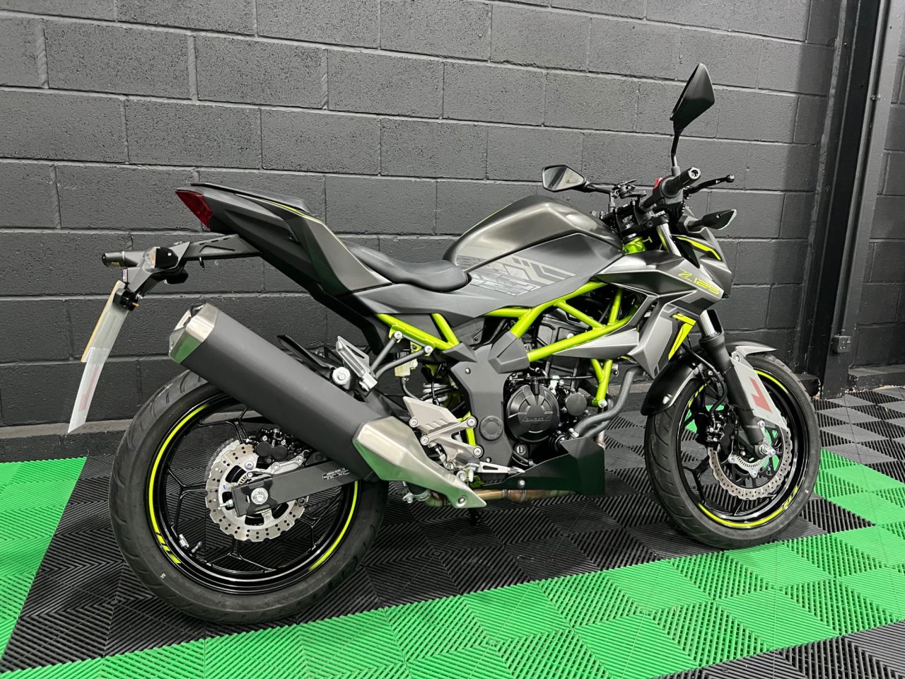 Used Kawasaki z125 for sale - 78435613: Photo 4