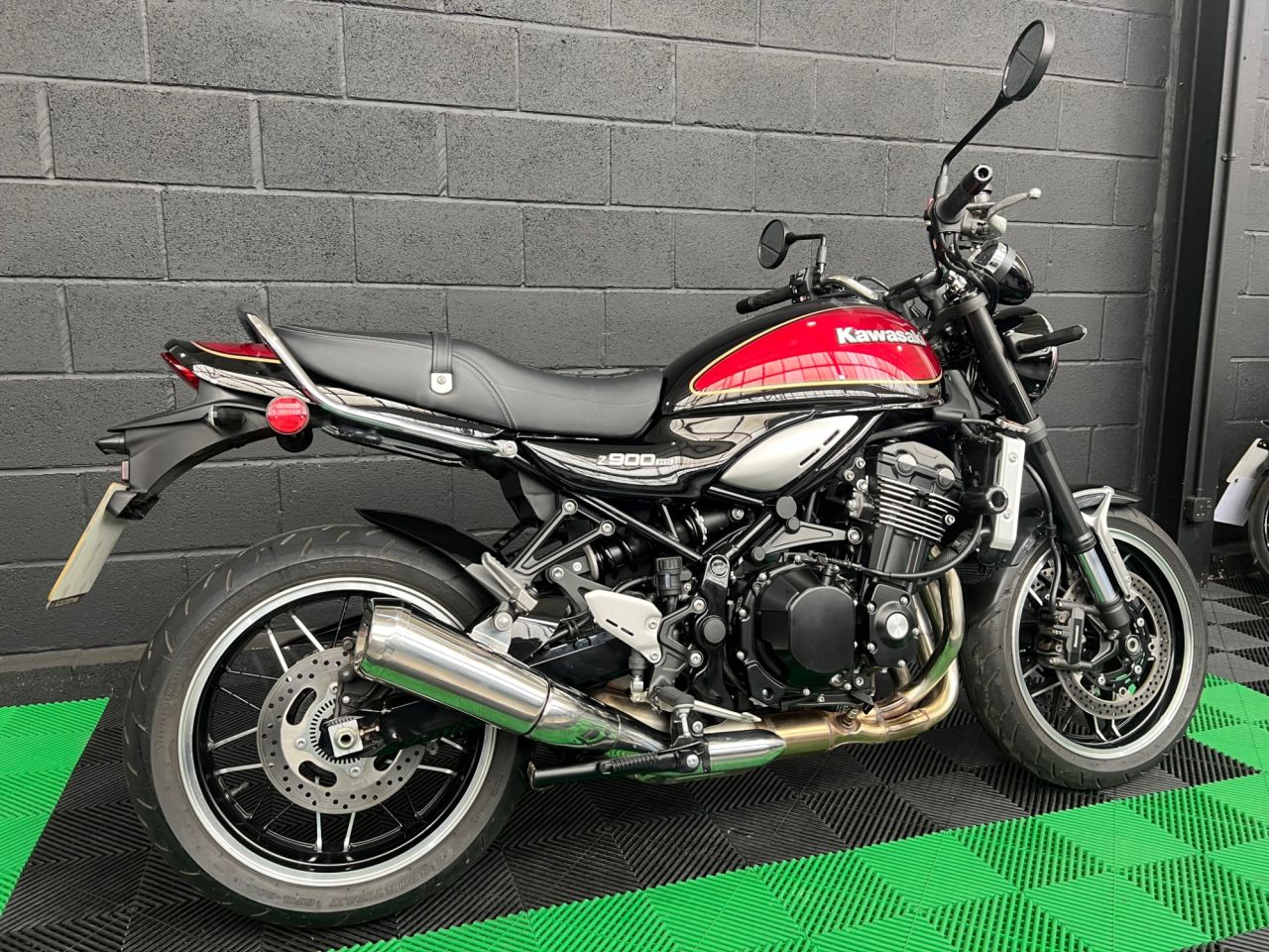 Used Kawasaki Z900RS for sale - 78435640: Photo 4