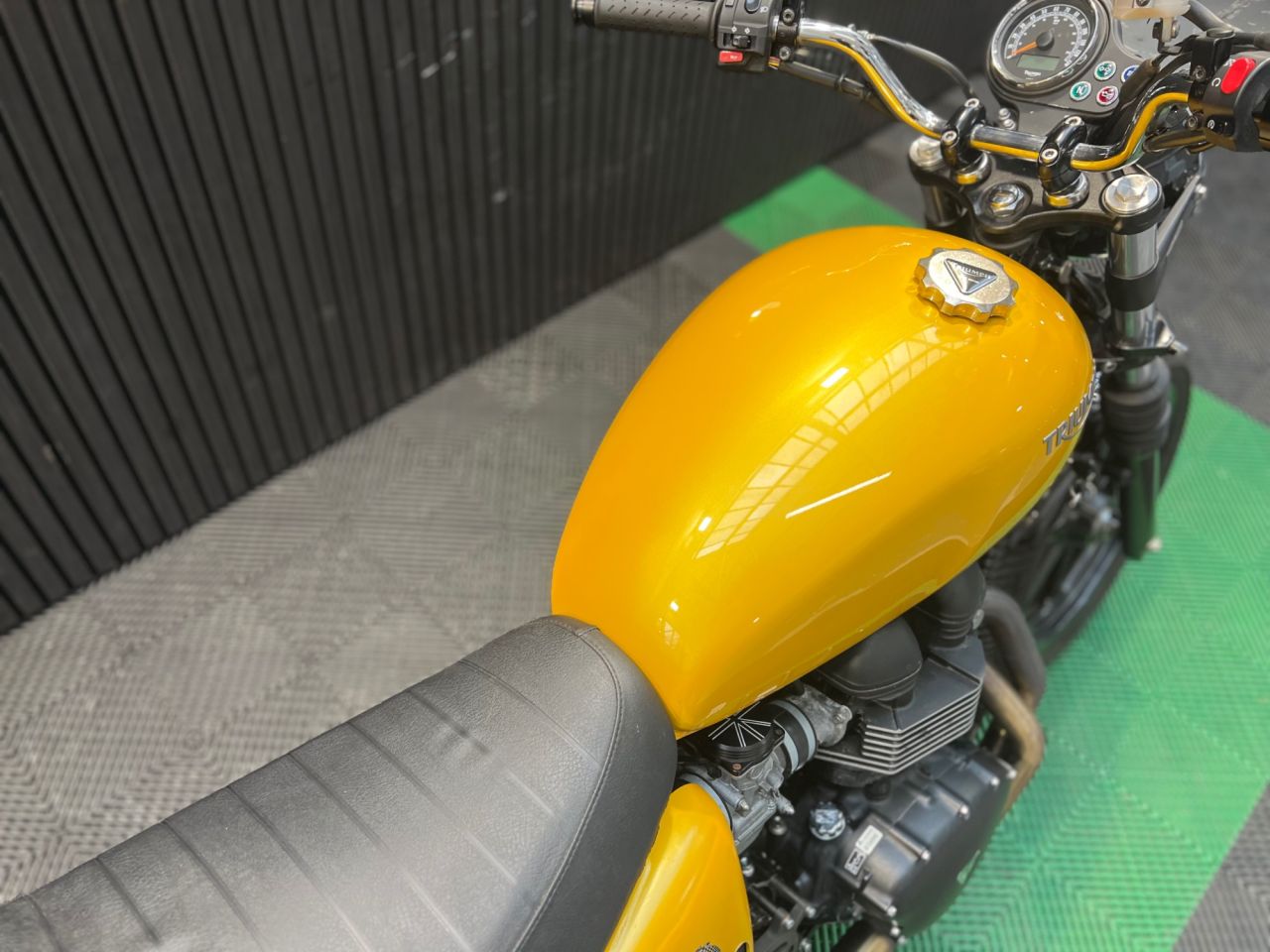 Used Triumph Bonneville Newchurch for sale - 78435179: Photo 16
