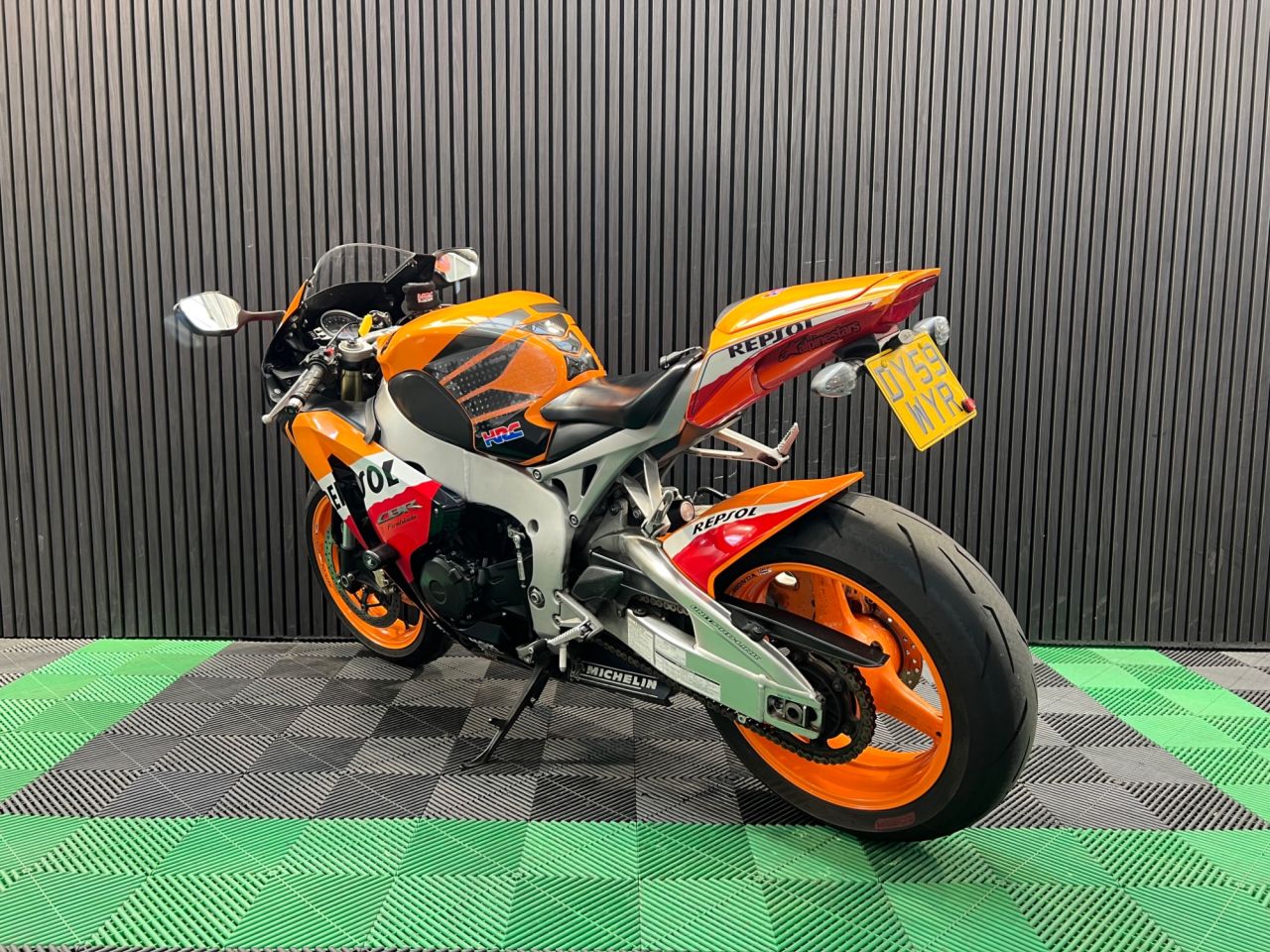 Used Honda CBR1000RR Fireblade for sale - 78725095: Photo 10