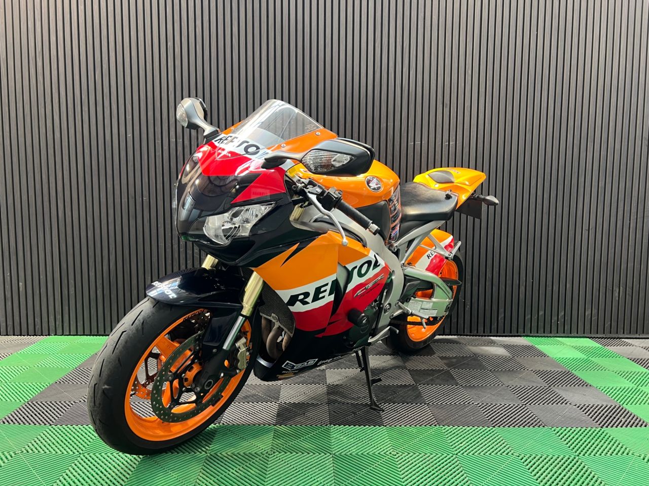 Used Honda CBR1000RR Fireblade for sale - 78725095: Photo 9