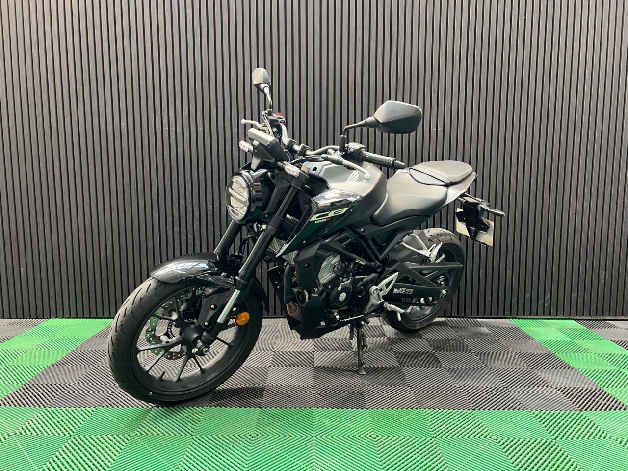 Used Honda CB125R for sale - 78640167: Photo 9
