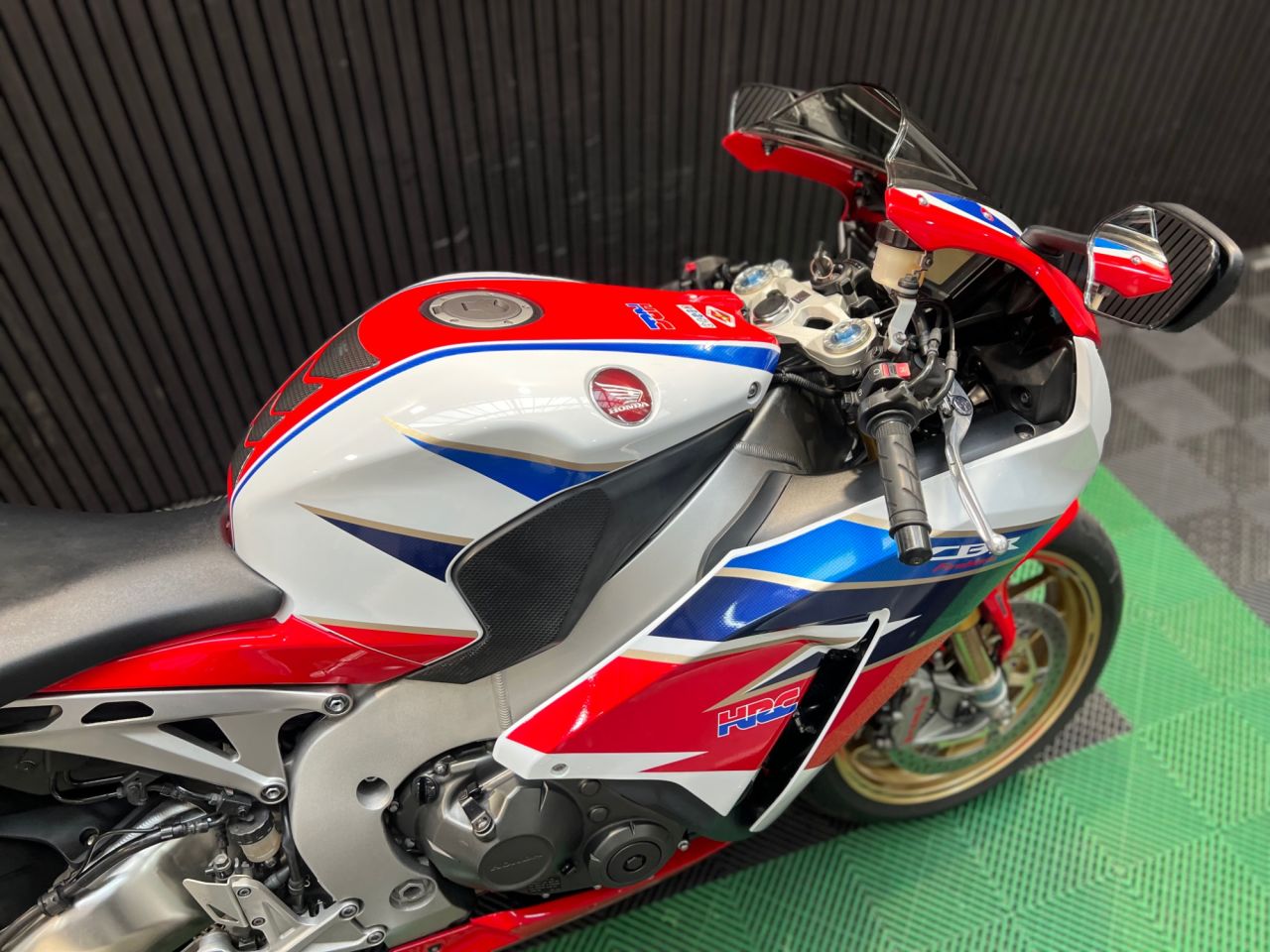 Used Honda CBR1000RR Fireblade for sale - 78836544: Photo 16