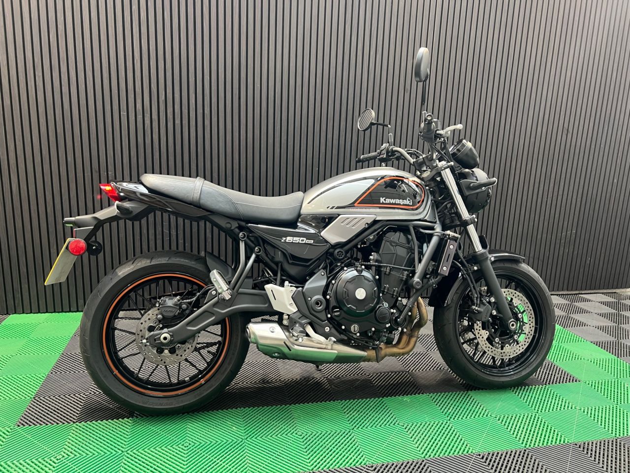 Used Kawasaki Z650RS for sale - 78435336: Photo 4