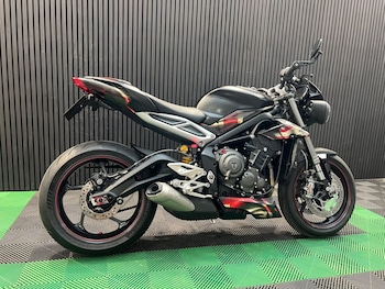 Used Triumph Street Triple 765 undefined for sale - bike-78746097: Photo