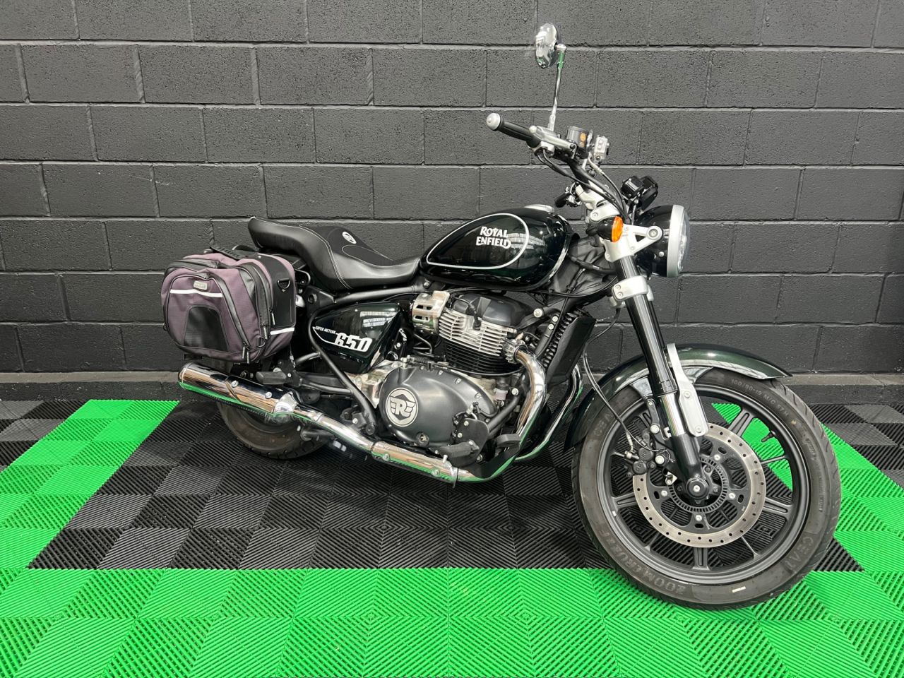 Used Royal Enfield Super Meteor 650 for sale - 78435312: Photo 6