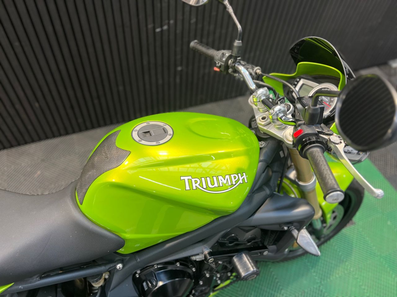 Used Triumph Street Triple 675 for sale - 78435095: Photo 16