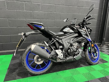 Used Suzuki GSX-S125 undefined for sale - bike-78434968: Photo