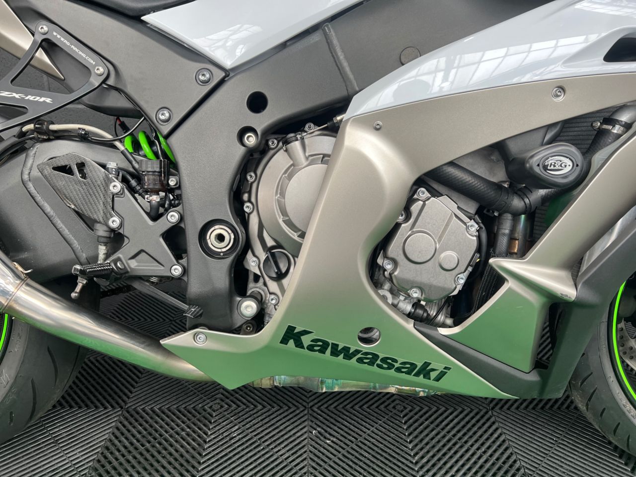 Used Kawasaki Ninja ZX-10R for sale - 78434581: Photo 13