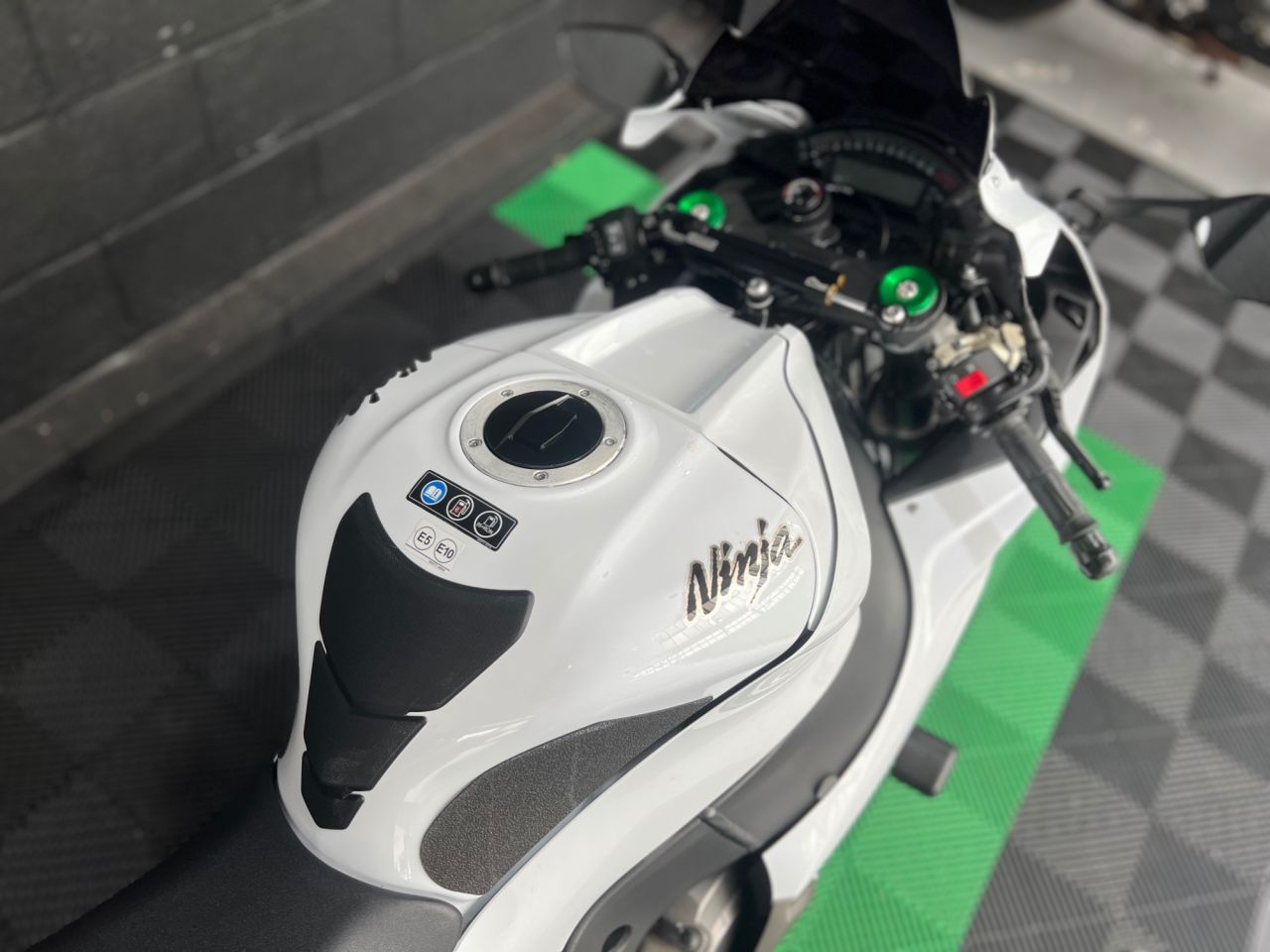 Used Kawasaki Ninja ZX-10R for sale - 78434581: Photo 16