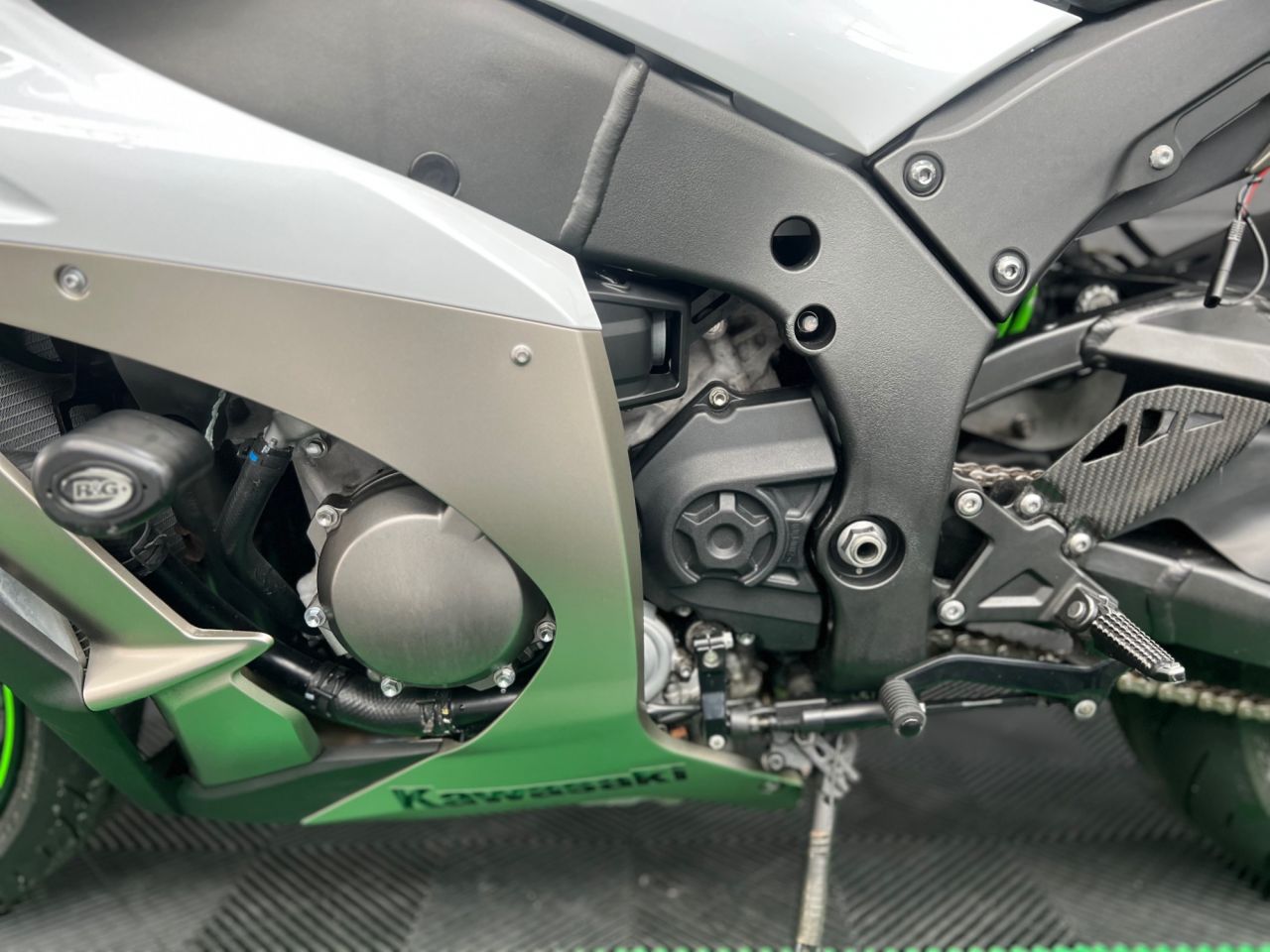 Used Kawasaki Ninja ZX-10R for sale - 78434581: Photo 19
