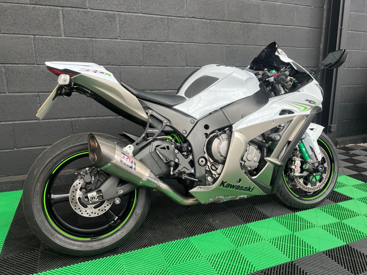 Used Kawasaki Ninja ZX-10R for sale - 78434581: Photo 4