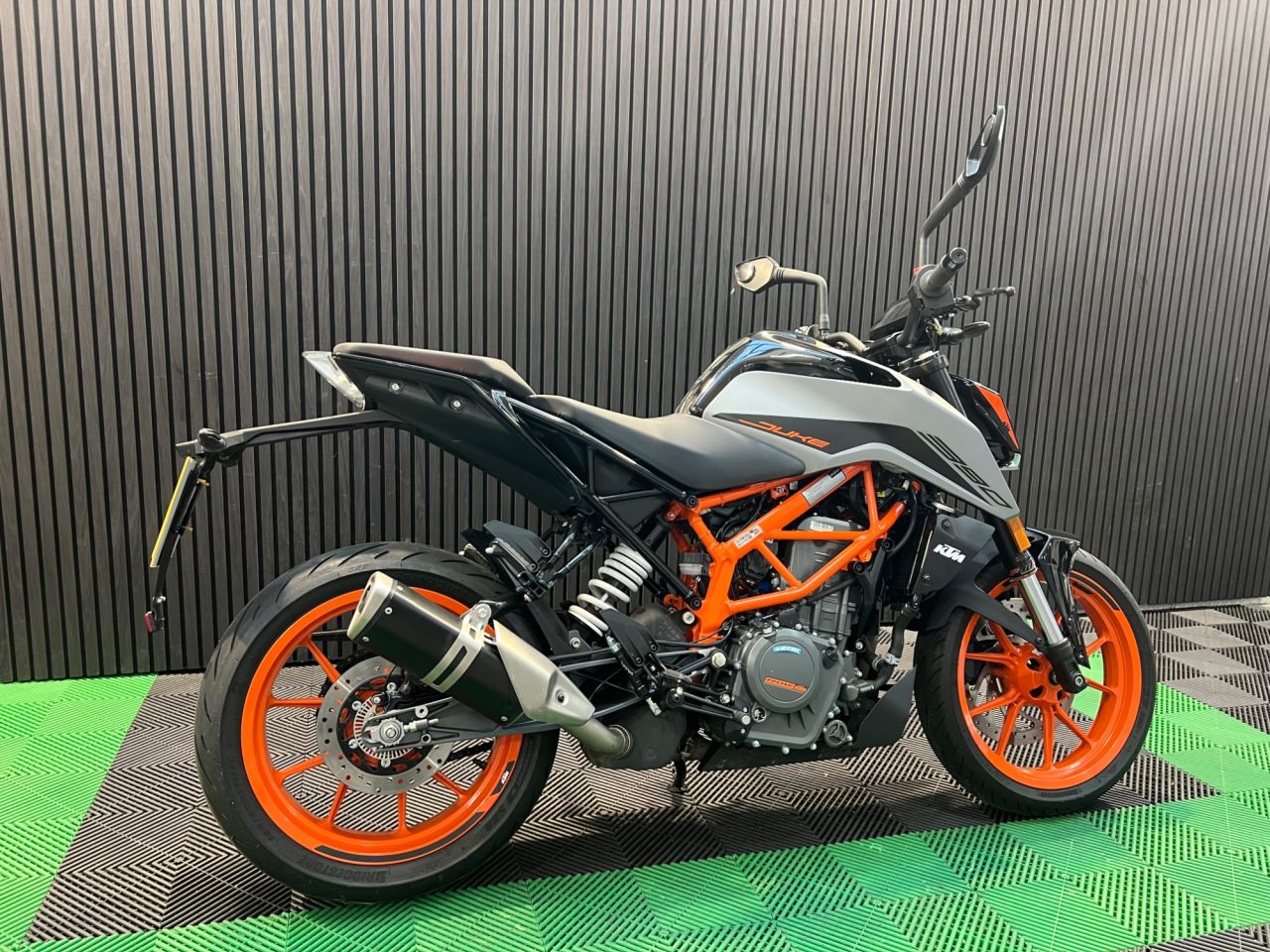 Used KTM 390 Duke for sale - 78435186: Photo 4