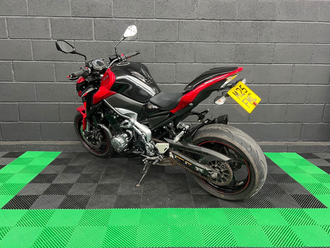Used Kawasaki ZR900 for sale - 78435660: Photo 10