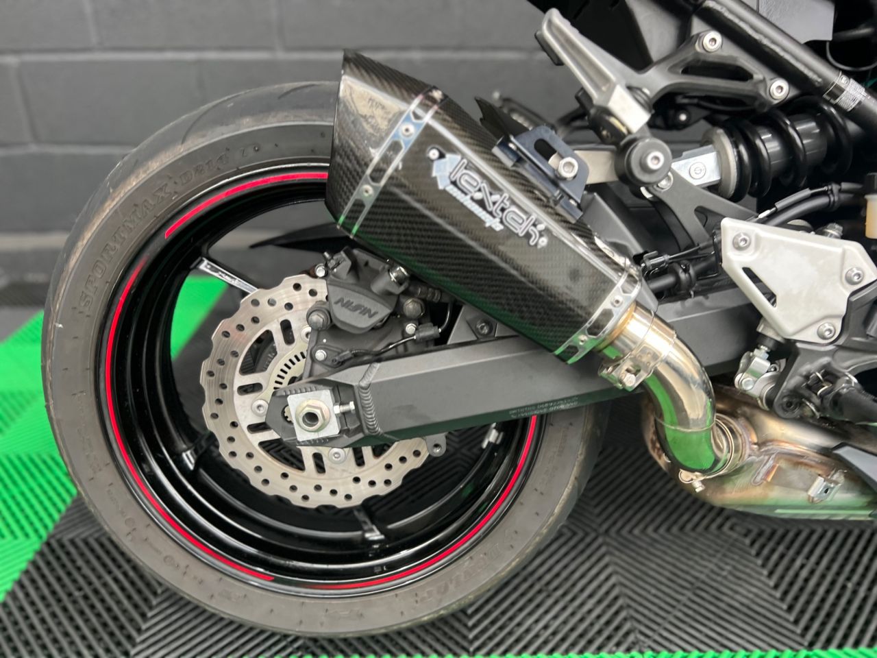 Used Kawasaki ZR900 for sale - 78435660: Photo 12