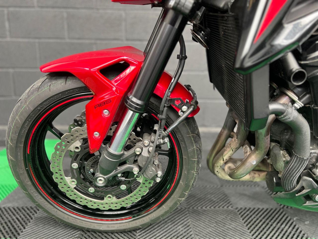 Used Kawasaki ZR900 for sale - 78435660: Photo 18
