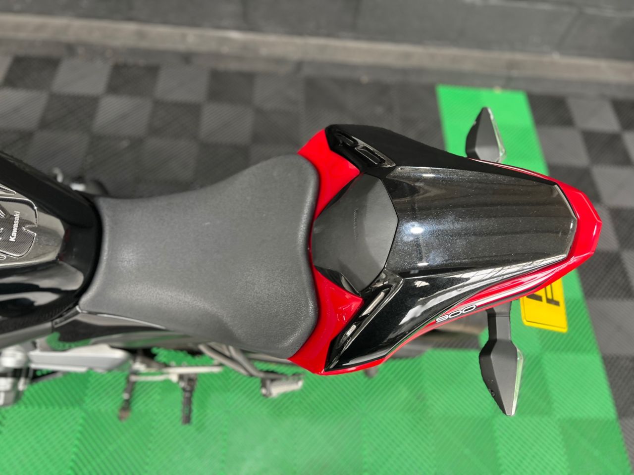 Used Kawasaki ZR900 for sale - 78435660: Photo 21