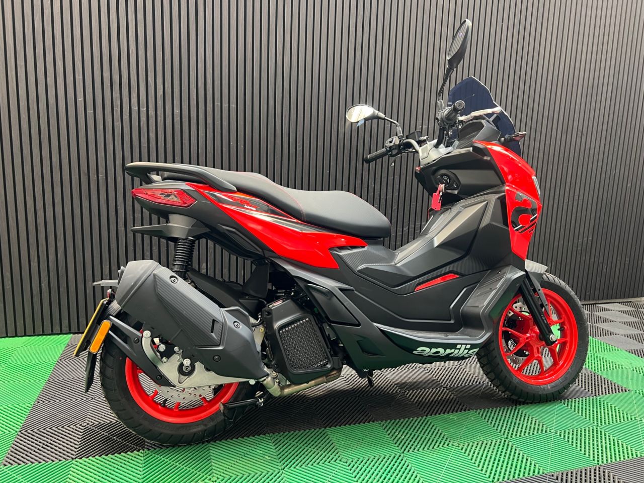 Used Aprilia SR for sale - 78802330: Photo 4