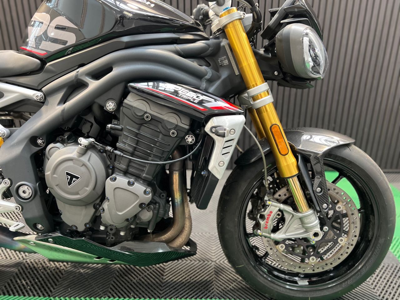 Used Triumph Speed triple 1200 for sale - 78435449: Photo 14