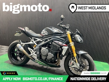 Used Triumph Speed triple 1200 undefined for sale - bike-78435449: Photo