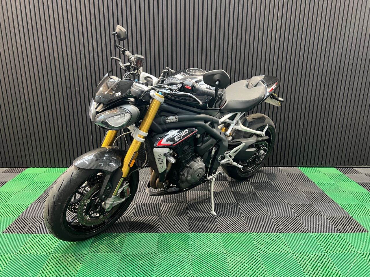 Used Triumph Speed triple 1200 for sale - 78435449: Photo 9